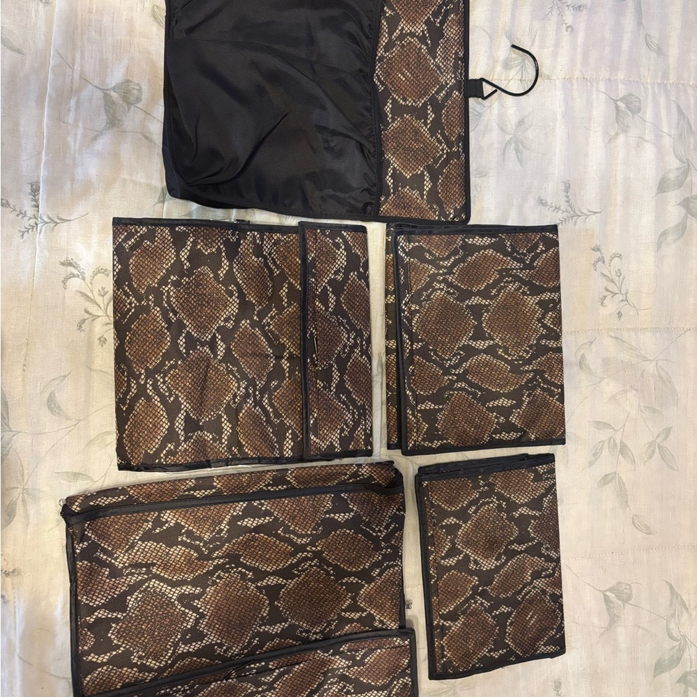 Snake Print 5 Piece Travel Organizer Set